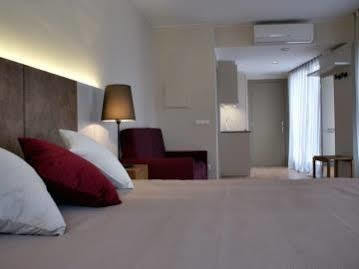 Aparthotel K Figueres  Dış mekan fotoğraf
